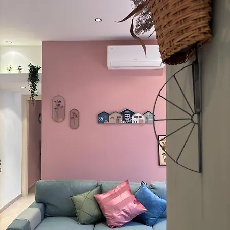 Mrjames House ナポリ